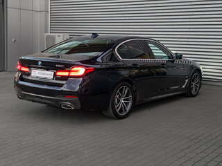 2020 BMW 5 серии 520i VII (G30/G31/G38) Рестайлинг, чёрный, 3695000 рублей, вид 5