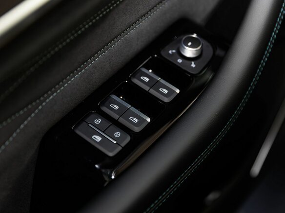 2026 Geely Monjaro I Рестайлинг, чёрный, 4954990 рублей - вид 25