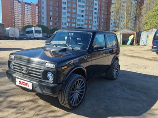2018 Lada (ВАЗ) 2121 (4x4) Urban I Рестайлинг, чёрный, 720000 рублей, вид 1