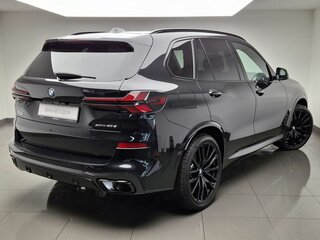 2025 BMW X5 40d IV (G05/G18) Рестайлинг, чёрный, 16600000 рублей, вид 3