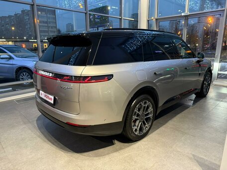 2025 Lynk & Co 900, серый, 8400000 рублей, вид 4