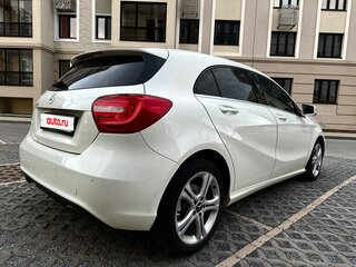 2013 Mercedes-Benz A-Класс 200 III (W176), белый, 1170000 рублей, вид 3