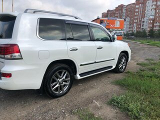 2013 Lexus LX 570 III Рестайлинг, белый, 5200000 рублей, вид 2