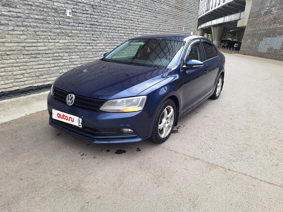 2016 Volkswagen Jetta VI Рестайлинг, синий, 550000 рублей