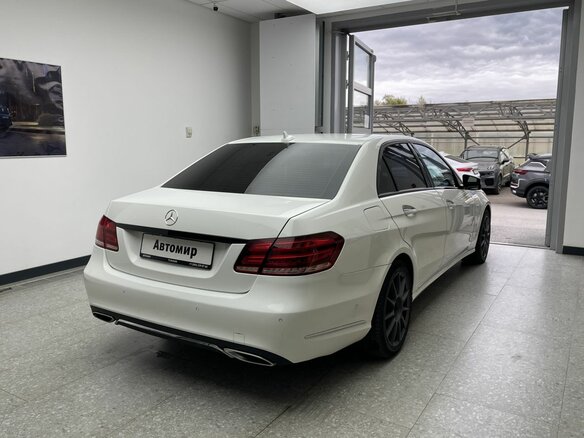 2014 Mercedes-Benz E-Класс 300 IV (W212, S212, C207) Рестайлинг, белый, 1670000 рублей - вид 3