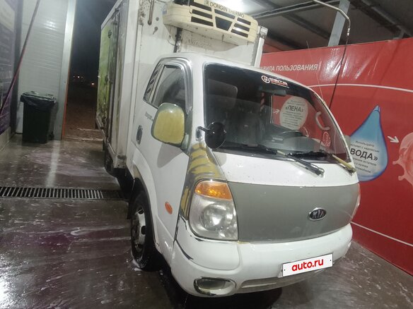 2010 Kia Bongo, белый, 500000 рублей - вид 4