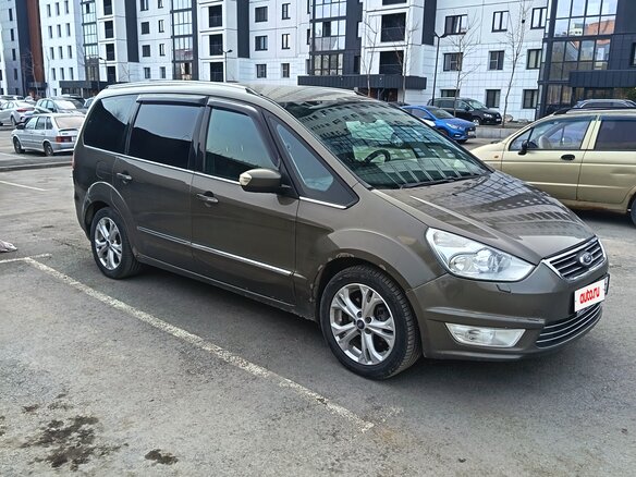 2010 Ford Galaxy II Рестайлинг, зелёный, 960000 рублей - вид 5
