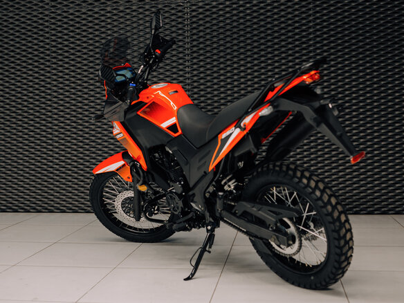 2025 Loncin MS250, красный, 179900 рублей - вид 4