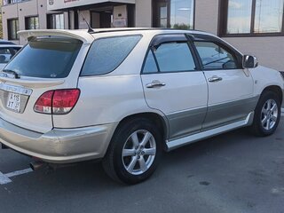 1998 Toyota Harrier I (XU10), бежевый, 777777 рублей, вид 3