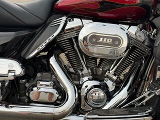2011 Harley-Davidson Electra Glide, красный, 1050000 рублей, вид 2