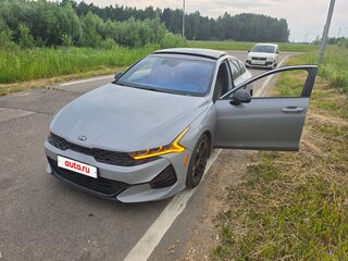 2021 Kia K5 III, бежевый, 2255000 рублей, вид 1