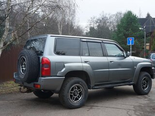2009 Nissan Patrol V (Y61) Рестайлинг, серый, 1400000 рублей, вид 5