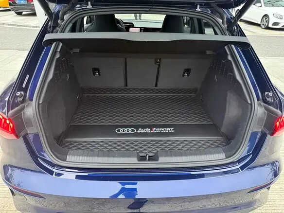 2022 Audi A3 Sportback 35 TFSI IV (8Y), фиолетовый, 2146099 рублей - вид 11