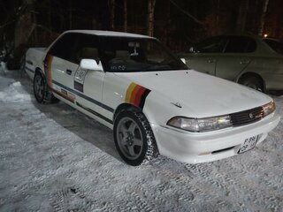 1991 Toyota Mark II VI (X80), белый, 530000 рублей, вид 5