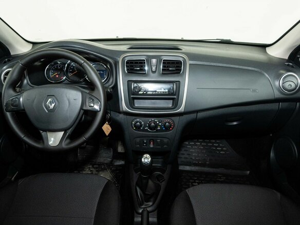 2018 Renault Sandero II, бежевый, 675000 рублей - вид 6