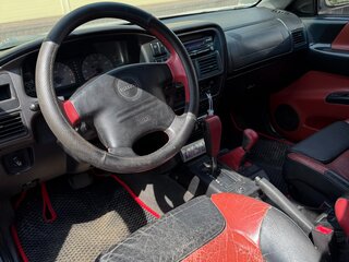 1999 Isuzu VehiCross, серый, 1800000 рублей, вид 3
