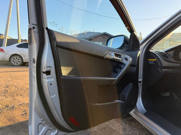 2009 Kia Cerato 4-speed II, серебристый, 1000000 рублей - вид 10
