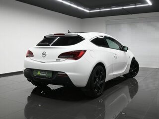2013 Opel Astra GTC J Рестайлинг, белый, 1145000 рублей, вид 2
