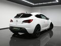2013 Opel Astra GTC J Рестайлинг, белый, 1050000 рублей - вид 1