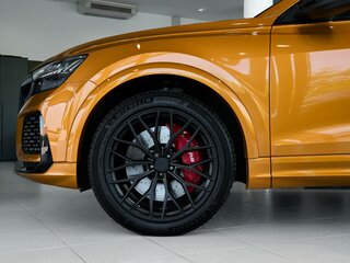 2020 Audi RS Q8 I, оранжевый, 9500000 рублей, вид 4