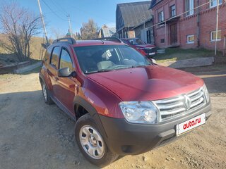 2015 Renault Duster I, красный, 800000 рублей, вид 2