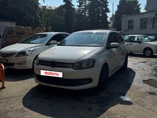 2012 Volkswagen Polo V, белый, 690000 рублей, вид 2