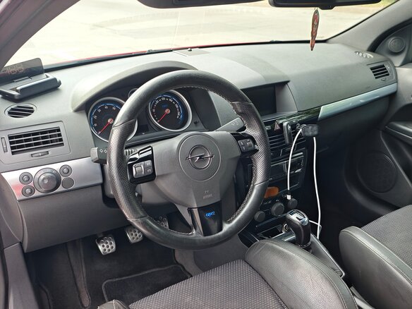 2007 Opel Astra OPC H, красный, 789000 рублей - вид 7