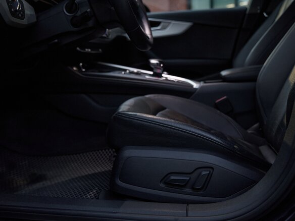 2018 Audi A4 V (B9), чёрный, 2200000 рублей - вид 15