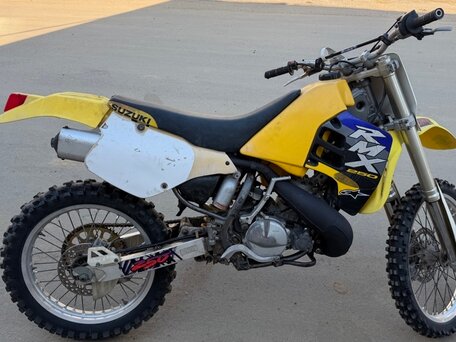 1997 Suzuki RMX 250S, жёлтый, 199000 рублей, вид 3