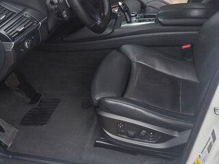 2010 BMW X6 M I (E71), белый, 1630000 рублей, вид 5