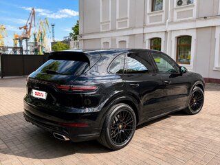 2020 Porsche Cayenne III, чёрный, 9550000 рублей, вид 3