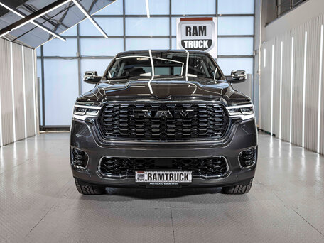 2026 Ram 1500 Crew Cab V Рестайлинг, серый, 11659379 рублей, вид 5