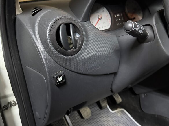 2014 Renault Logan I Рестайлинг, белый, 440000 рублей - вид 14
