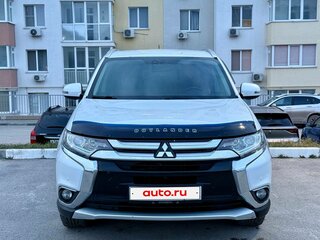 2015 Mitsubishi Outlander III Рестайлинг 2, белый, 1750000 рублей, вид 2