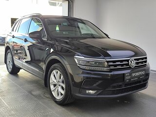 2018 Volkswagen Tiguan II, чёрный, 2790000 рублей, вид 3