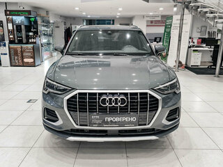 2020 Audi Q3 45 TFSI II (F3), серый, 3950000 рублей, вид 2