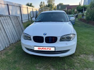 2010 BMW 1 серии 116i I (E81/E82/E87/E88) Рестайлинг, белый, 735000 рублей, вид 2