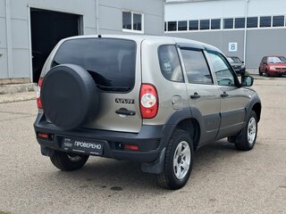 2019 Chevrolet Niva I Рестайлинг, коричневый, 670000 рублей, вид 5