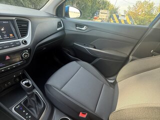2017 Hyundai Solaris II, синий, 1250000 рублей, вид 5