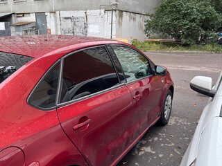 2011 Volkswagen Polo V, красный, 590000 рублей, вид 3