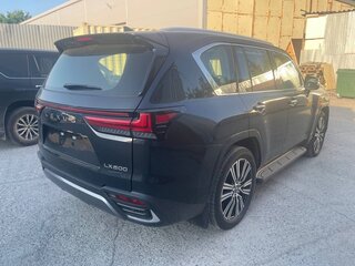 2023 Lexus LX 600 IV, чёрный, 16500000 рублей, вид 2