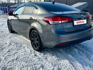 2018 Kia Cerato III Рестайлинг (Classic), серый, 1550000 рублей, вид 4