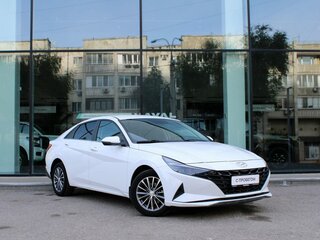 2021 Hyundai Elantra VII (CN7), белый, 1880000 рублей, вид 3