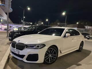 2021 BMW 5 серии 520i VII (G30/G31/G38) Рестайлинг, белый, 5100000 рублей, вид 1