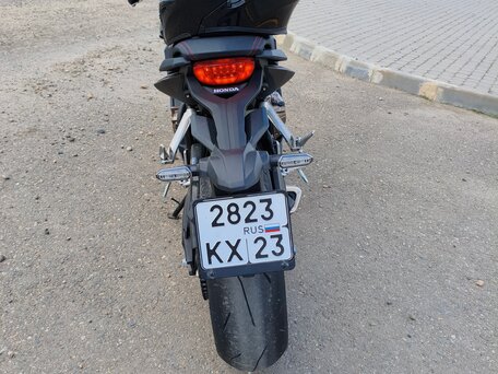 2020 Honda CBR 650R, чёрный, 840000 рублей, вид 4