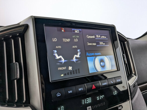 2016 Toyota Land Cruiser 200 Series Рестайлинг 2, белый - вид 28