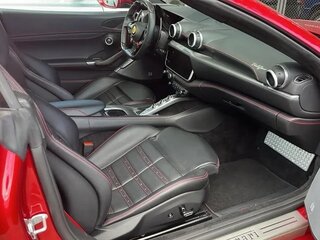 2019 Ferrari Portofino I, красный, 20700000 рублей, вид 4