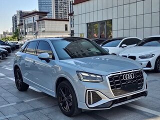2022 Audi Q2 L 35 TFSI I Рестайлинг, серебристый, 1950070 рублей, вид 2