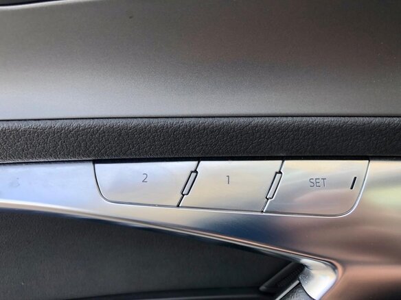 2018 Audi A7 55 TFSI II (4K), синий, 3849000 рублей - вид 17