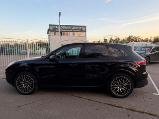 2021 Porsche Cayenne III, чёрный, 7500000 рублей, вид 5